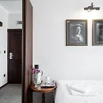 Szarotka בית הארחה 3*