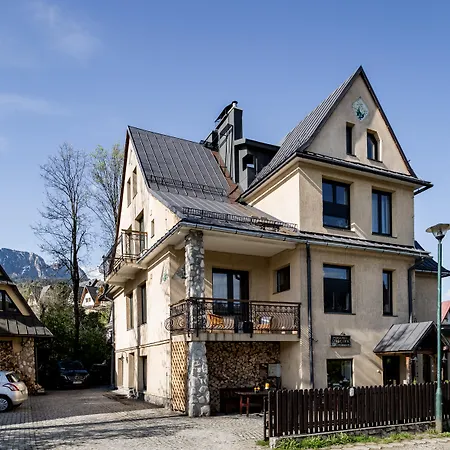 Guest house Szarotka 3*