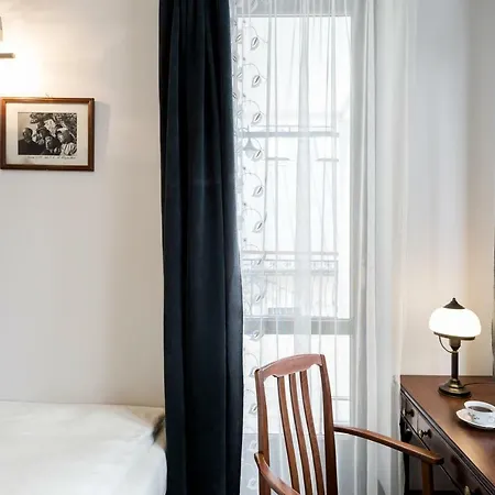 Pensión Szarotka 3*