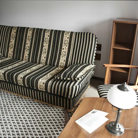 Szarotka Pensión 3*